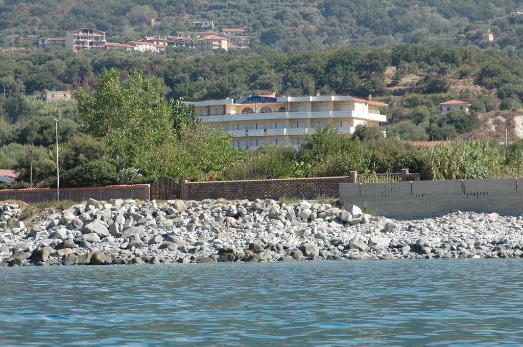 Cliffs Hotel Joppolo Exterior photo